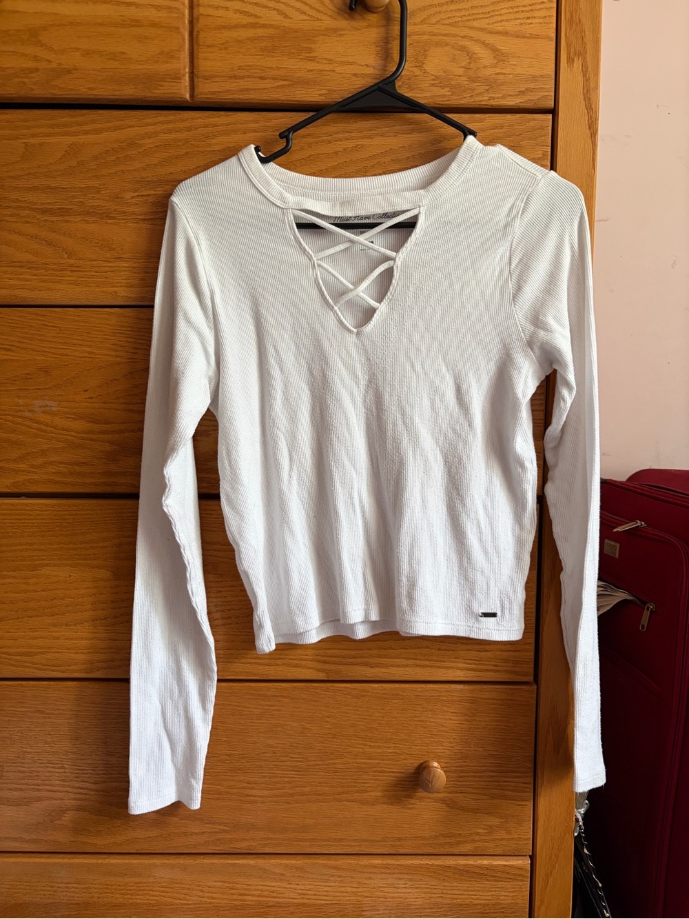 Hollister White Long-Sleeve Crisscross V-Neck Top